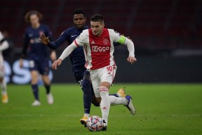 开元体育-阿贾克斯国际比赛日止住颓势；志在亚冠名次提升；更衣室稳定；高层口径保持一致的简单介绍