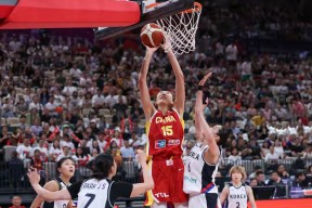 官方登录入口-赛地聚焦——CBA季后赛窗口期热度飙升，阿斯顿维拉调整名单，赛场秩序良好，更衣室氛围转暖的简单介绍