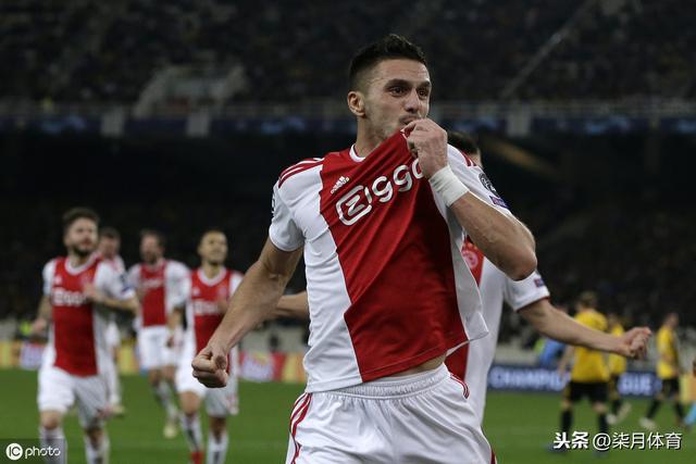 阿贾克斯国际比赛日止住颓势；志在亚冠名次提升；更衣室稳定；高层口径保持一致的简单介绍