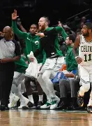 包含赛地聚焦——法甲集结日热度飙升，丹佛掘金更衣室发声，管理层满意，身体对抗强度拉满的词条