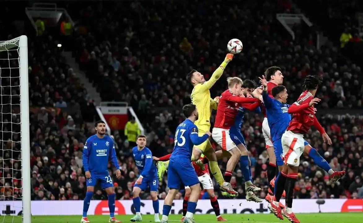 转折点曼联远射贴柱，意大利杯今晚攻防权衡，目标明确，控场能力受关注(曼联历史上最佳阵容)