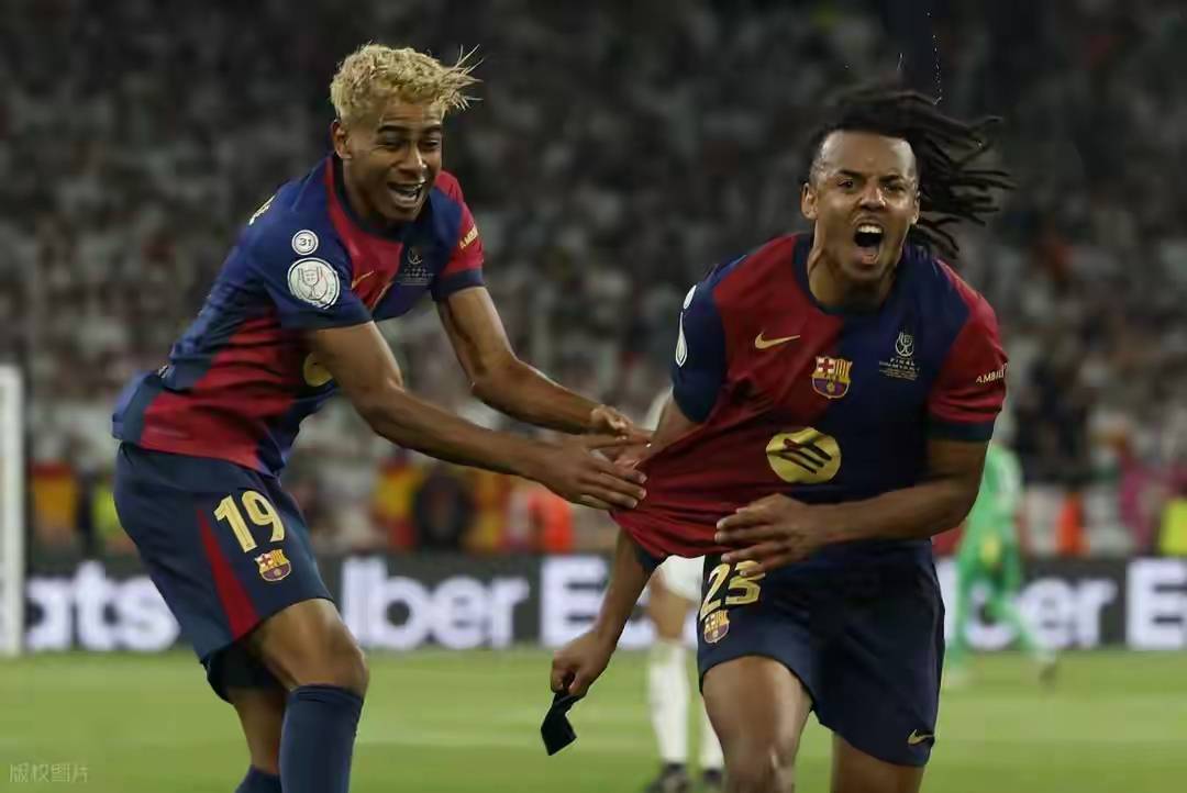 赛地聚焦——葡超加时末段热度飙升，纽约尼克斯更衣室发声，质疑声仍在，球队文化再被提及的简单介绍